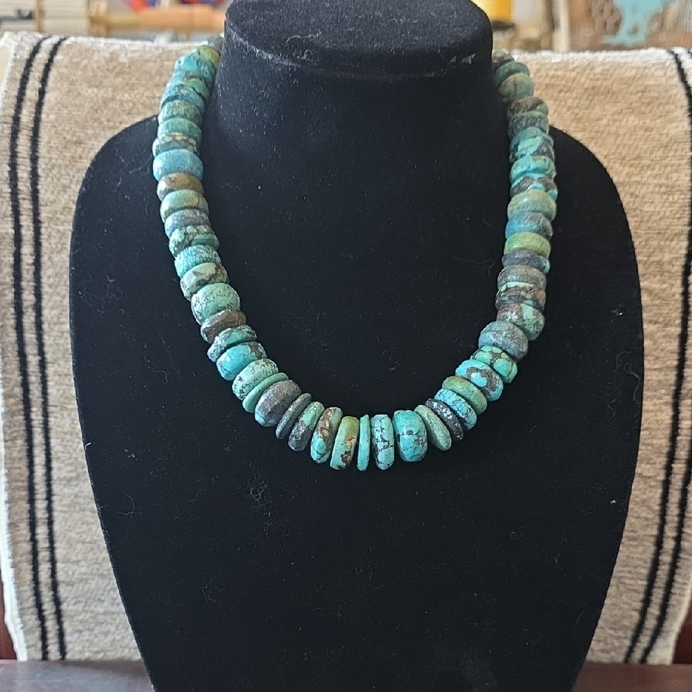 Turquoise Beaded Necklace